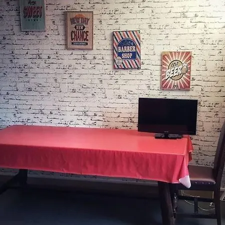 Отель De La Gare *